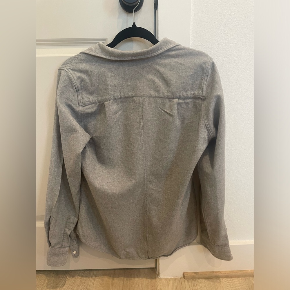 Frank & Eileen Gray Women's Top - Picture 5 of 5